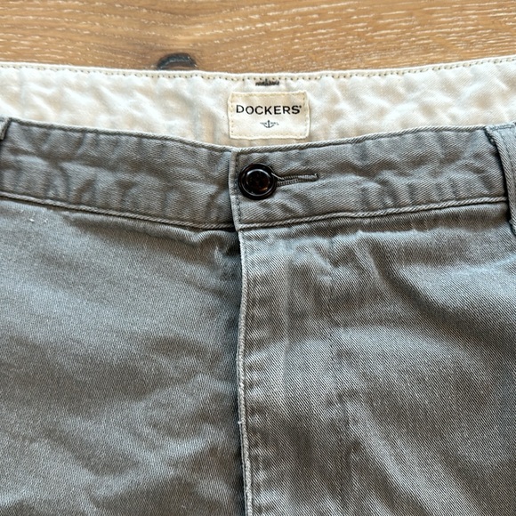 Dockers Men’s Short - Picture 2 of 11